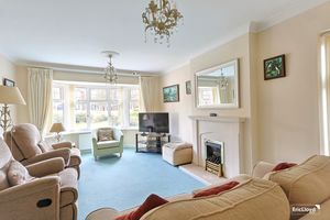 Photo 10- click for photo gallery